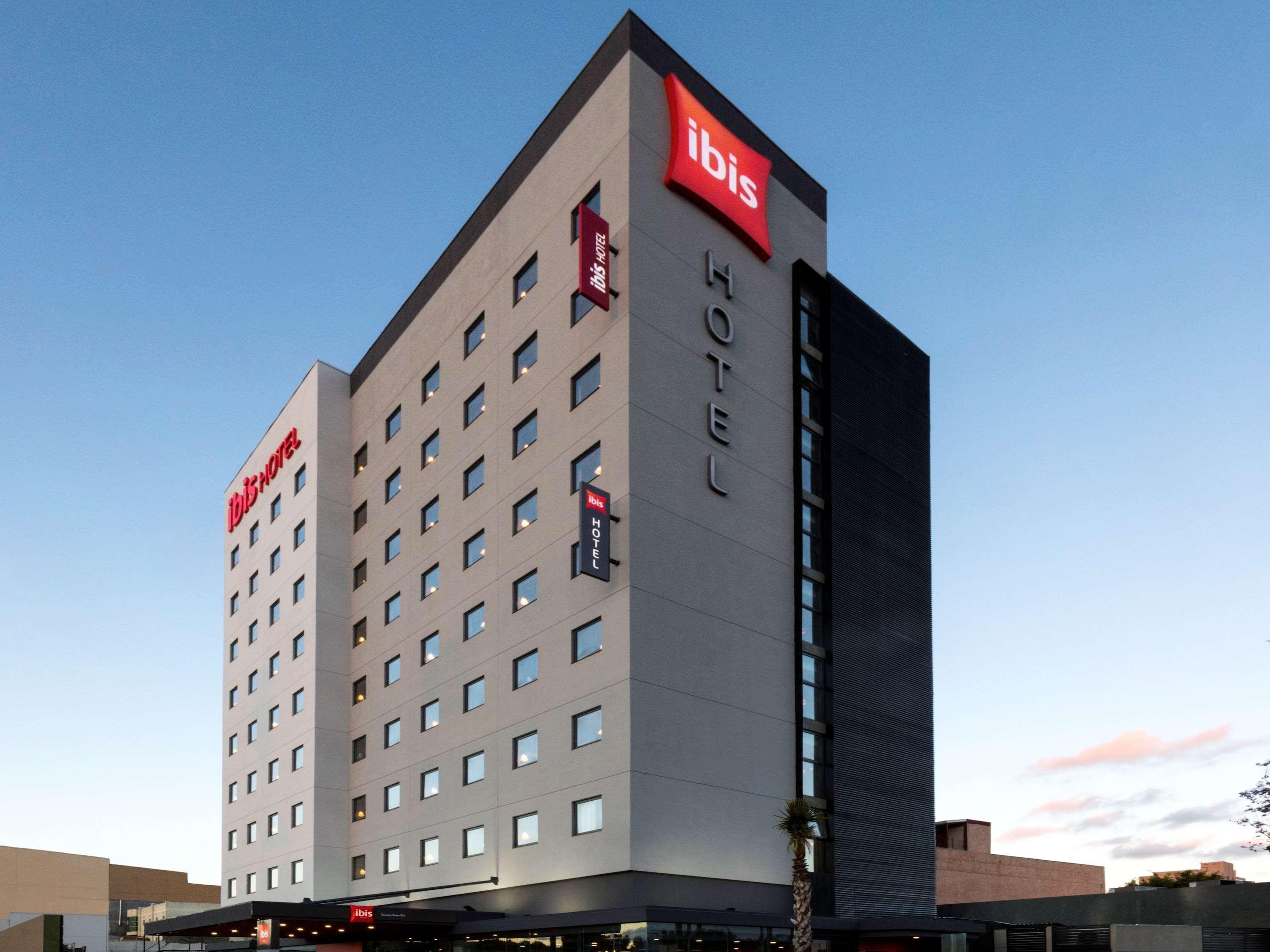 ibis Tijuana Exterior foto
