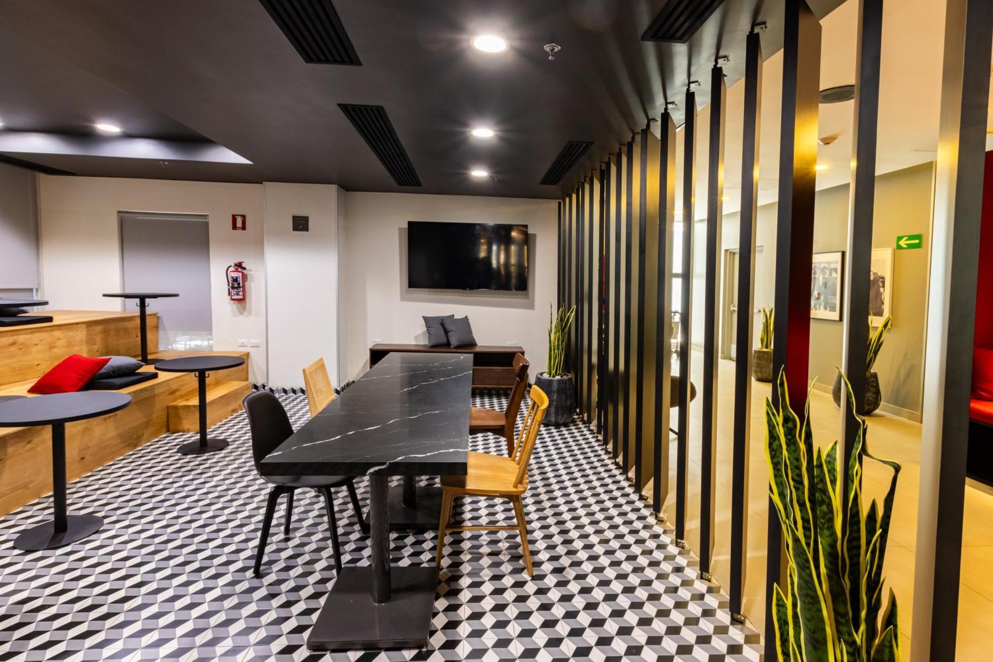 ibis Tijuana Exterior foto