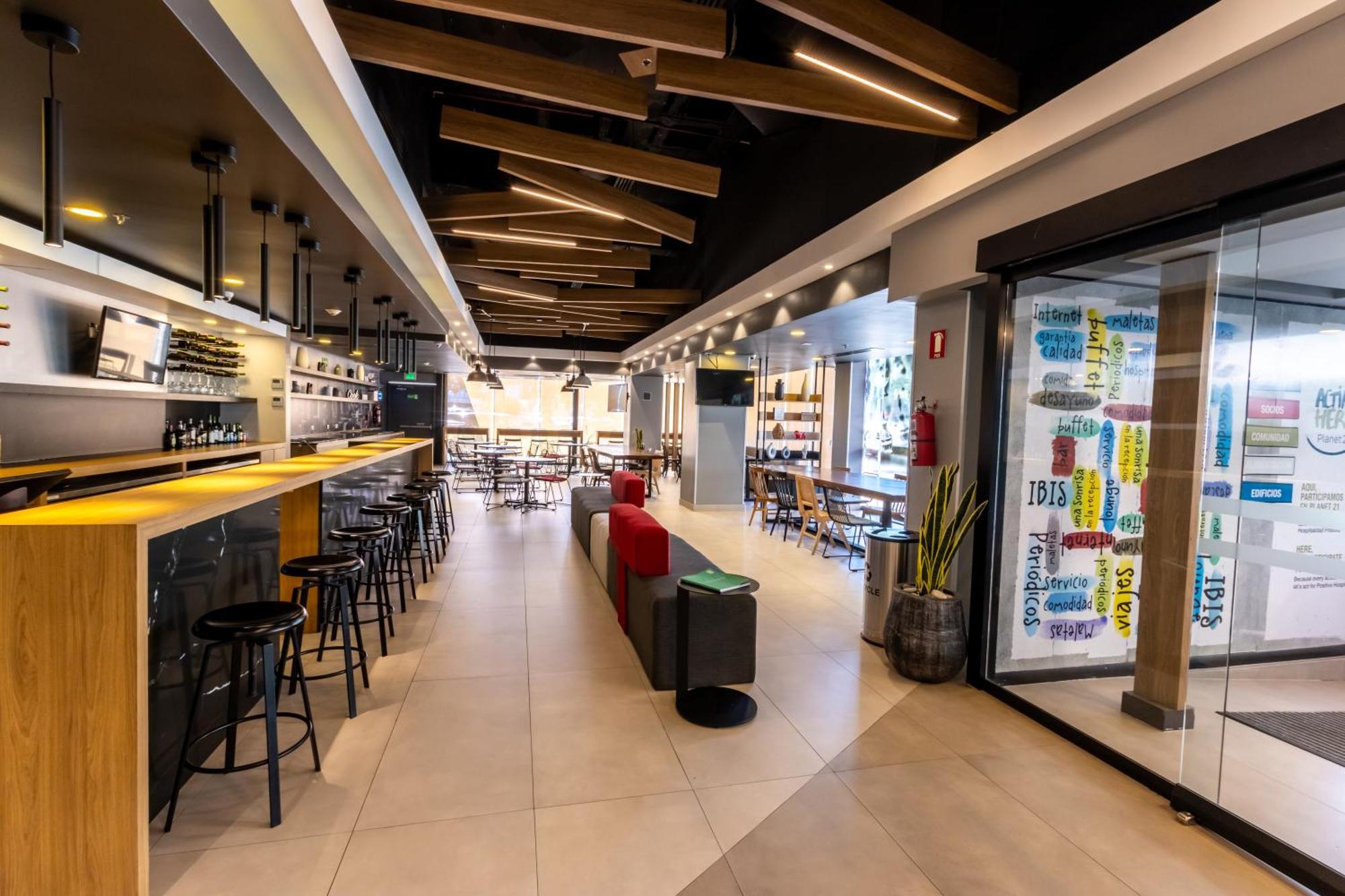 ibis Tijuana Exterior foto